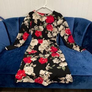 Long sleeve floral dress with left slit